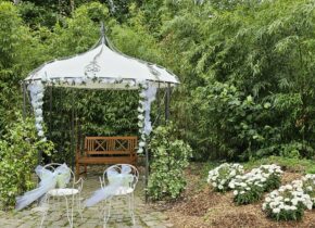 Gloriette mariage laïque Domaine de Saint-Paul jardin arboré romantique photos fleurs réception